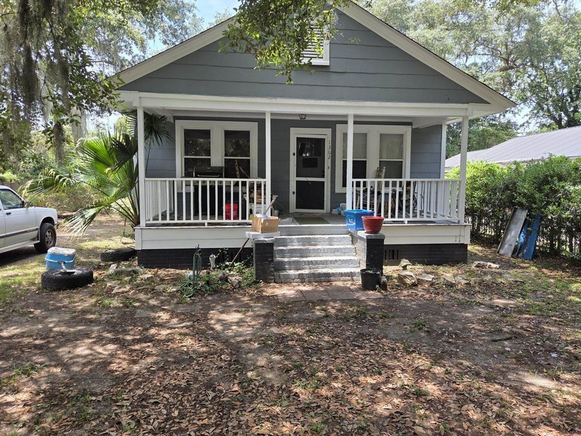 Great little house with a ton of potential uses. This home is - photo 2