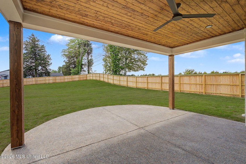 Custom-Built, Luxury NEW Construction on a 3/4 Acre Lot with new - photo 38