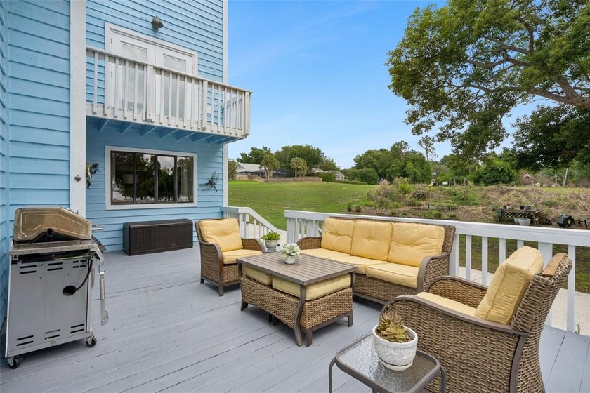 Experience the ultimate in lakefront living on the shores of - photo 42