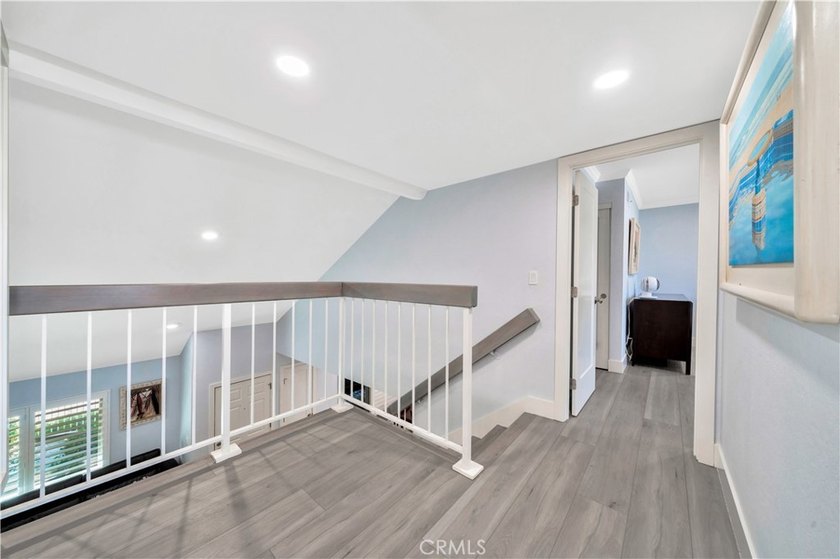 Fully remodeled 3 bedroom with attached large office/bedroom off - photo 18