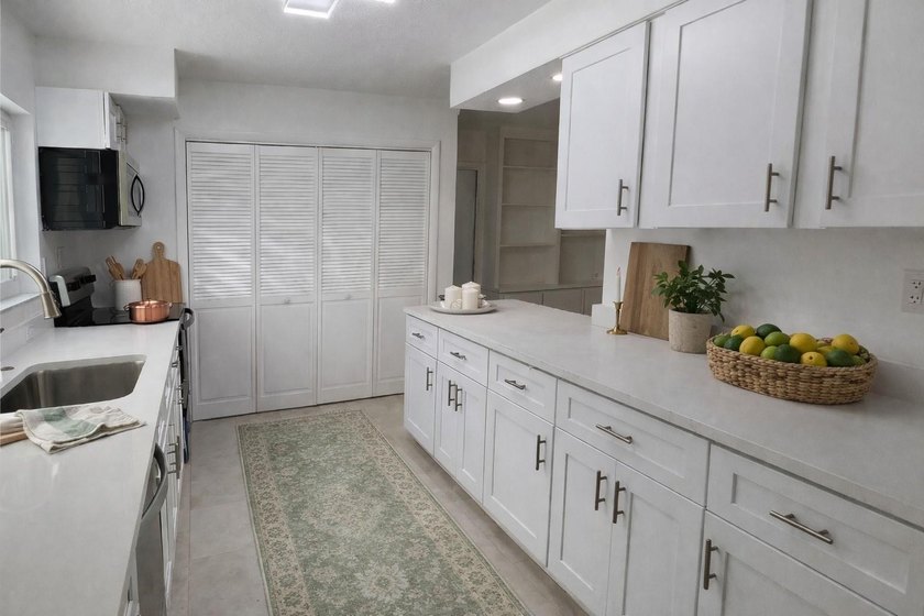 Welcome to this charming single-story residence in Orange - photo 20