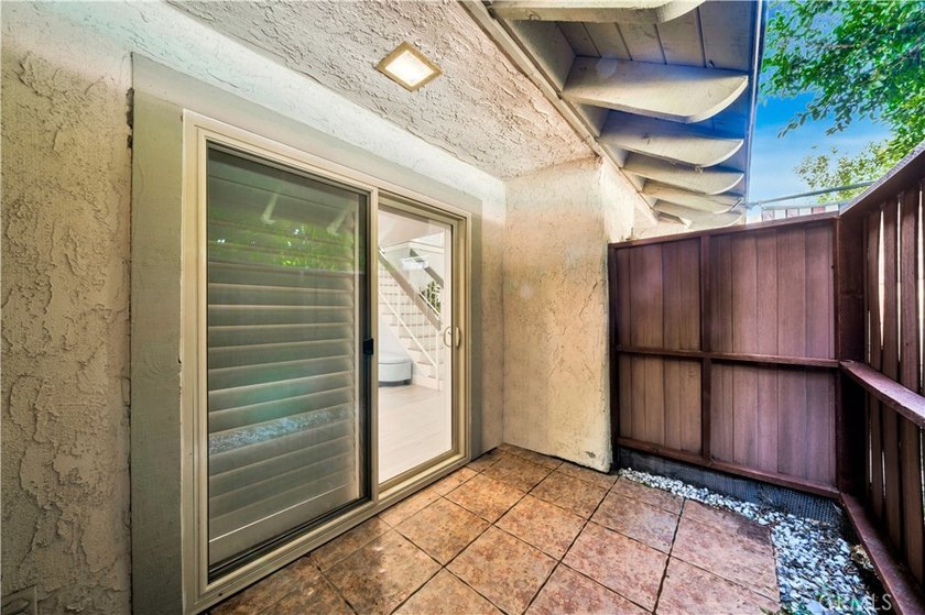 Fully remodeled 3 bedroom with attached large office/bedroom off - photo 27