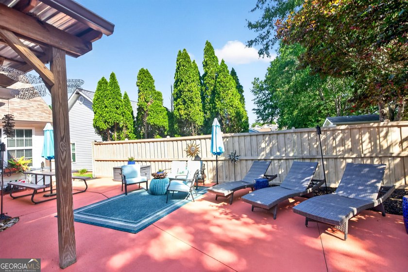 Welcome home to your own private resort in the highly sought - photo 33