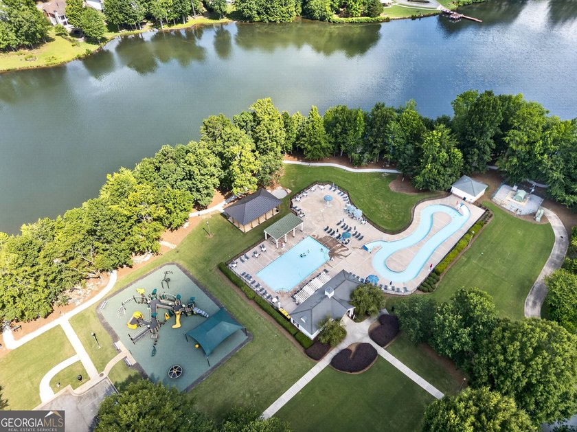 Welcome home to your own private resort in the highly sought - photo 45