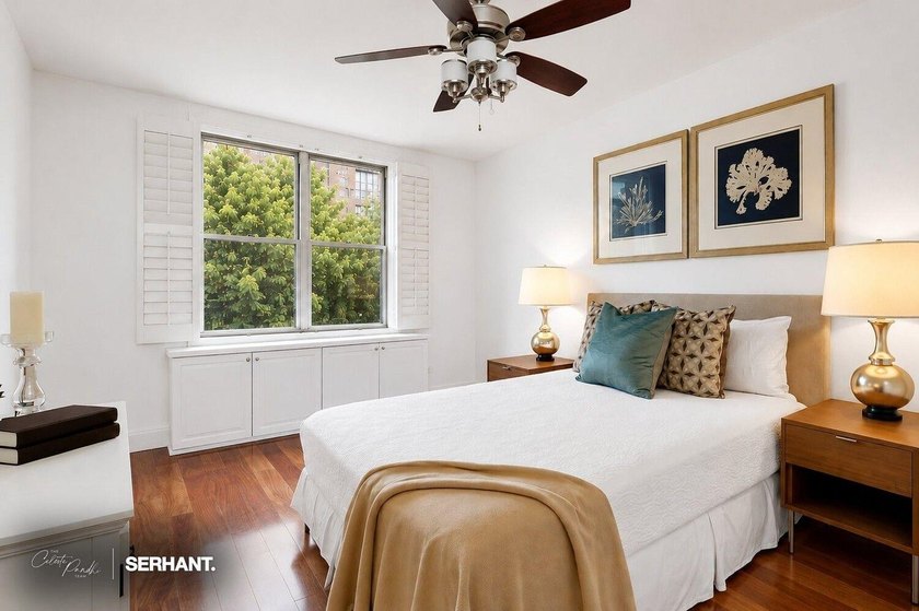 Spacious, sun-filled one-bedroom on the 2nd floor of Congress - photo 2