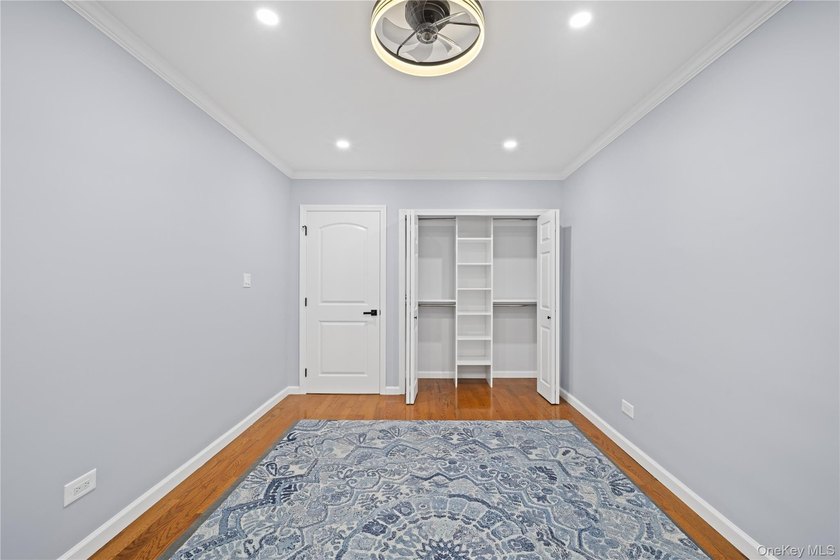 Welcome to one of Windsor Park's most exceptional residences-a - photo 22
