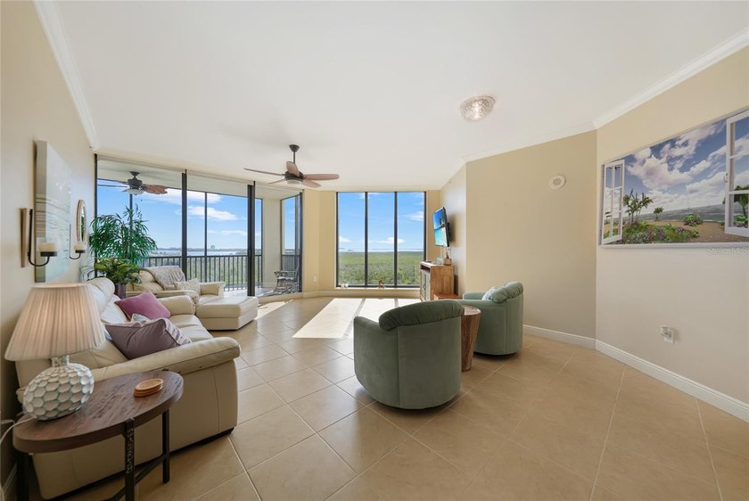 NICE PRICE REDUCTION, JUST IN TIME FOR VALENTINES DAY!! STUNNING - photo 22