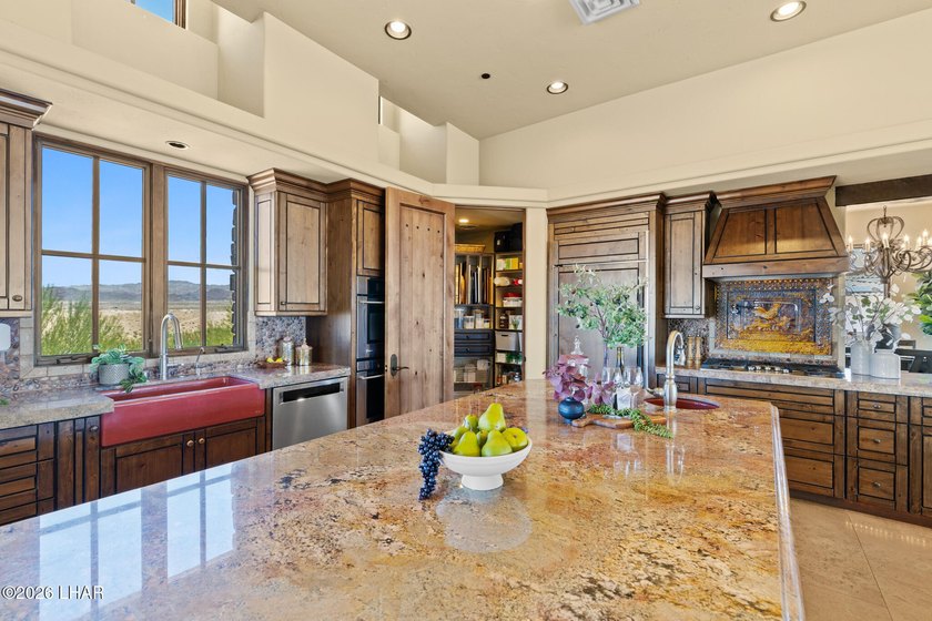 One of Lake Havasu's most coveted luxury estates is making its - photo 27