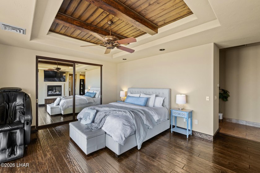 One of Lake Havasu's most coveted luxury estates is making its - photo 34