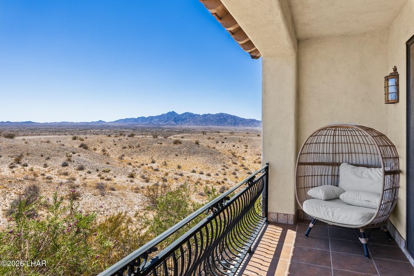 One of Lake Havasu's most coveted luxury estates is making its - photo 41