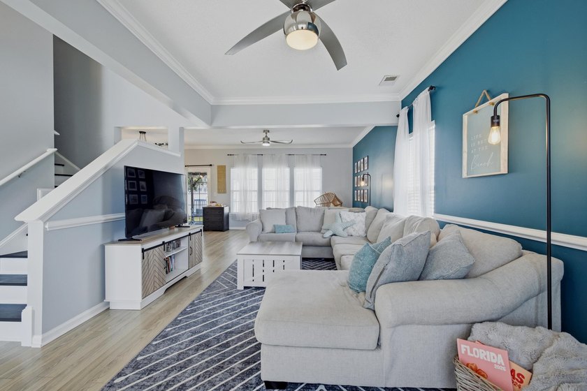 Welcome home to this beautiful home now available in Queens - photo 3