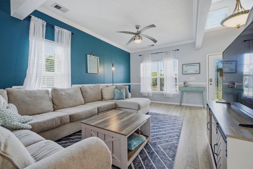 Welcome home to this beautiful home now available in Queens - photo 6