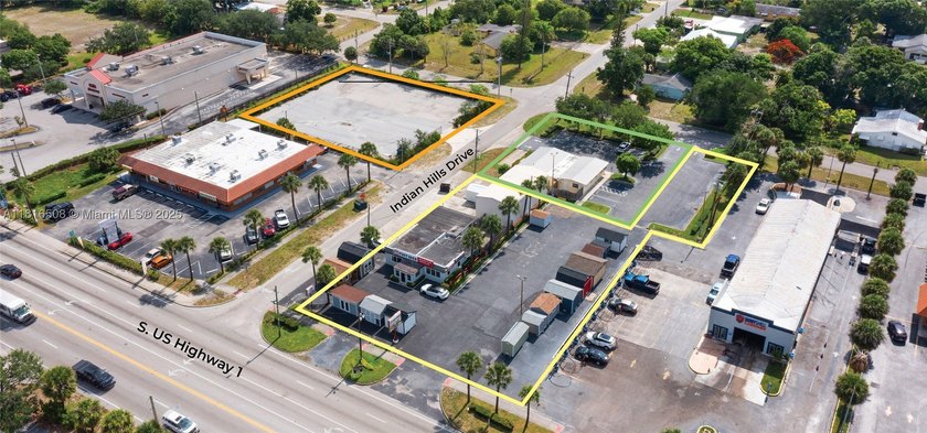 Mixed-use &amp; multi-parcel commercial portfolio in the heart of - photo 2