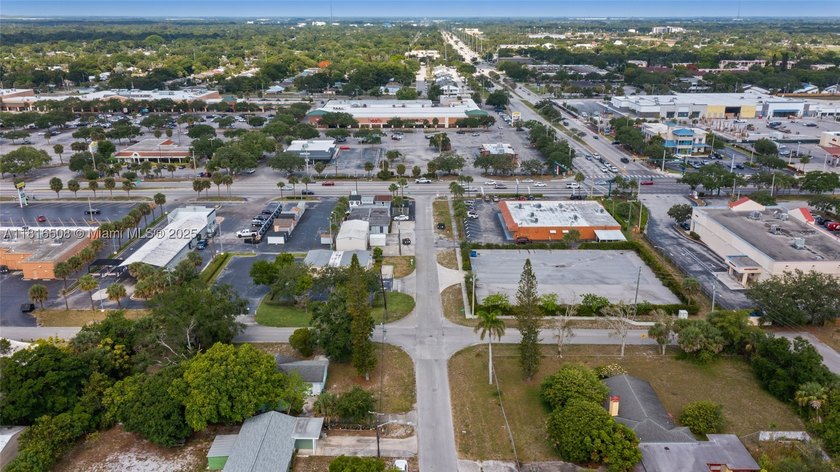 Mixed-use &amp; multi-parcel commercial portfolio in the heart of - photo 10