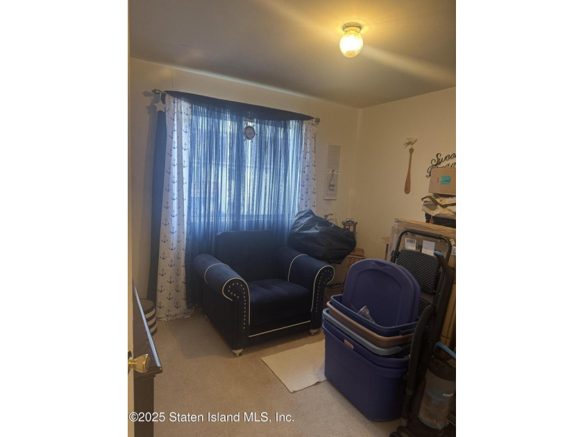 AMAZING END UNIT/CORNER PROPERTY describes this beautifully - photo 14