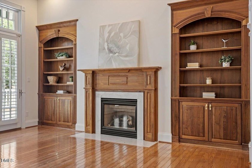 Rare opportunity to own this one-owner custom-built home in - photo 26