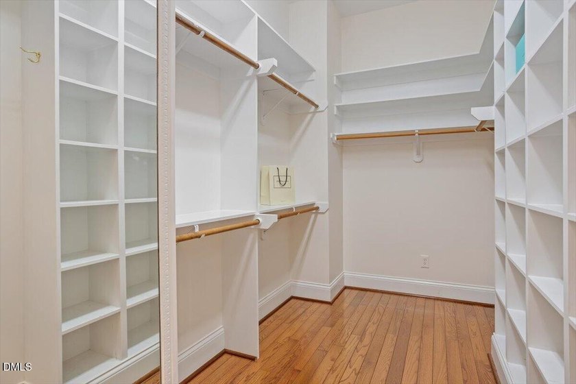Rare opportunity to own this one-owner custom-built home in - photo 34