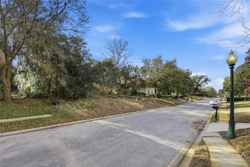 Perfect place to build your new home, great homesite. Gated - photo 6