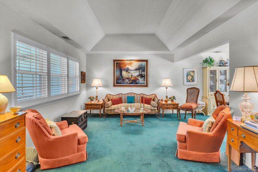 Sunken Pond Estates. 55+ Community in Riverhead. PLEASE NOTE: - photo 5