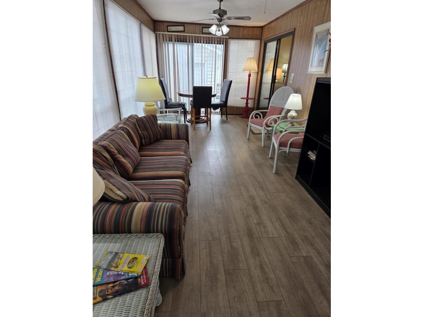 NEW LISTING ALERT. Very spacious 3 bedroom and 2 bath property - photo 11