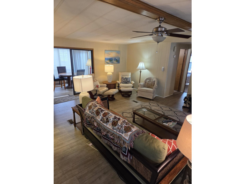 NEW LISTING ALERT. Very spacious 3 bedroom and 2 bath property - photo 15