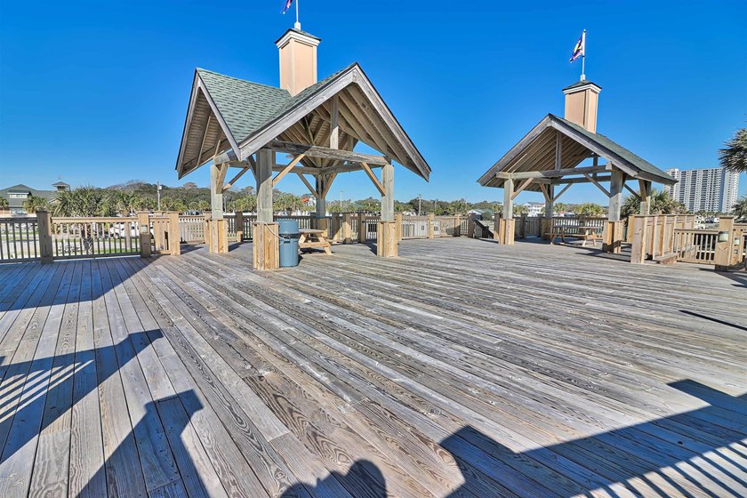 NEW LISTING ALERT. Very spacious 3 bedroom and 2 bath property - photo 42