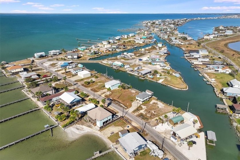 PREMIER BAYFRONT LOT - *PRICE IMPROVEMENT* - Wake up to endless - photo 19