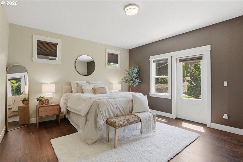 Beautifully appointed Pacific Lifestyle home featuring 3 - photo 24