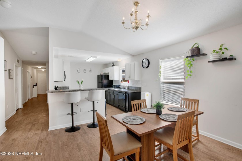Welcome to this charming 4-bedroom, 2-bathroom home offering - photo 25