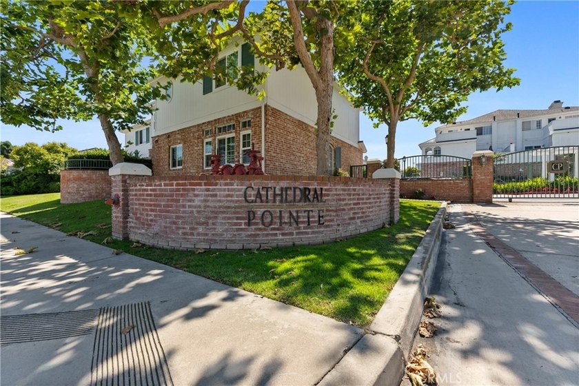 PRICED TO SELL NOW! Nestled on a quiet interior lot within - photo 4