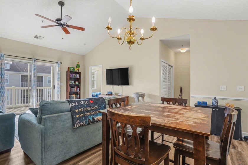 Welcome to your beautiful 2 bedroom, 2 bath spacious condo - photo 5