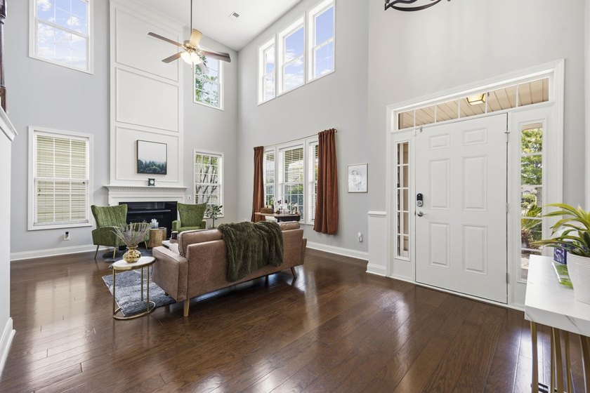 Welcome to a beautifully maintained residence in the heart of - photo 7
