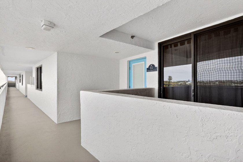 DIRECT OCEAN VIEWS! Stunning turquoise ocean views from this 6th - photo 8
