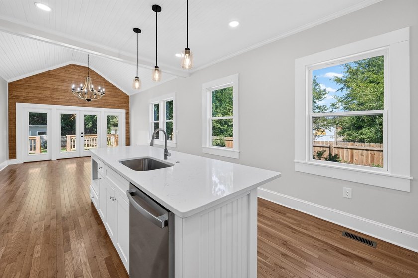 Step inside of 1209 Prince Street, a beautifully reimagined - photo 10