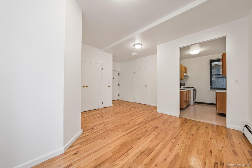 Welcome to this beautiful studio unit in the heart of Harlem. It - photo 3