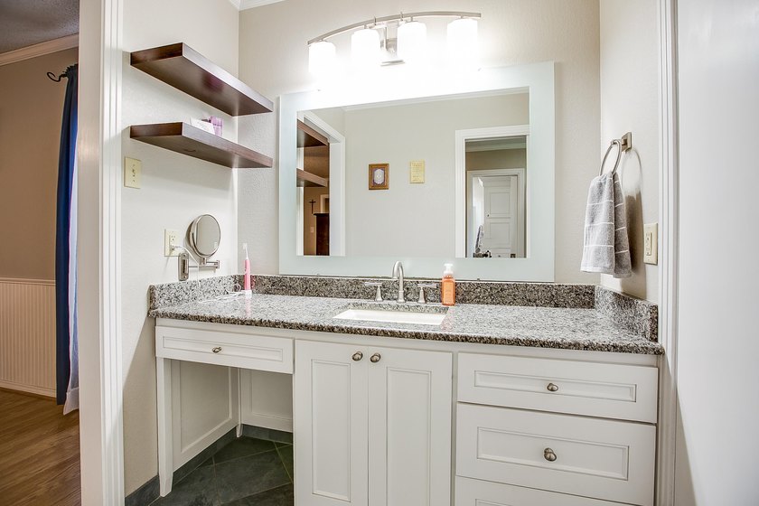 WOW!!! Spacious 4BR/2BA home located on a beautiful tree lined - photo 21