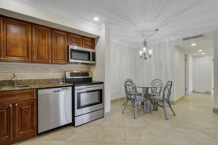 Welcome home to the tranquil community of Dunbar Woods, nestled - photo 16