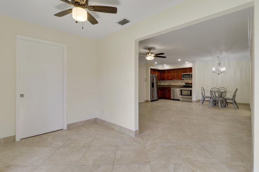 Welcome home to the tranquil community of Dunbar Woods, nestled - photo 18