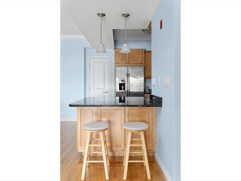Carefree Luxury Living Just Minutes from the Beach! If you're - photo 6