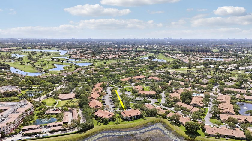 Welcome home to the tranquil community of Dunbar Woods, nestled - photo 46