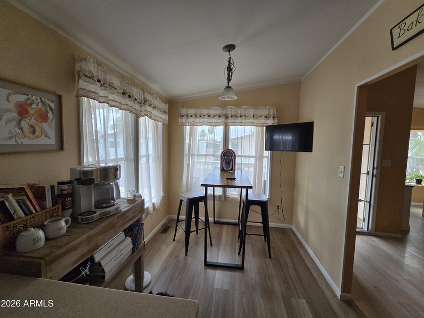 PRICED TO SELL! This is well-maintained 3-bedroom, 2-bath home - photo 7