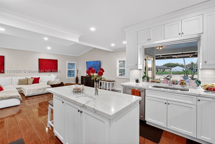 Where luxury, comfort, and family living come together-welcome - photo 7