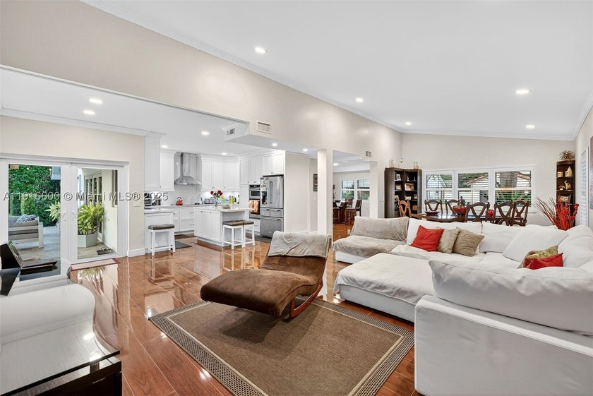 Where luxury, comfort, and family living come together-welcome - photo 8