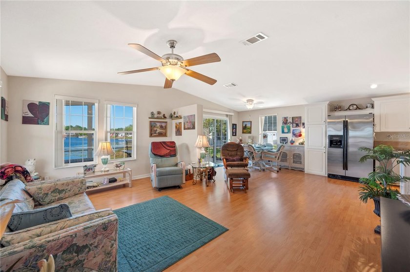 THIS HOME QUALIFIES FOR 100% FINANCING (No PMI and No Income - photo 11