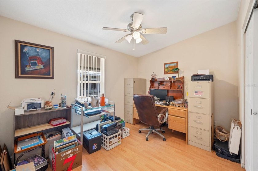 THIS HOME QUALIFIES FOR 100% FINANCING (No PMI and No Income - photo 21