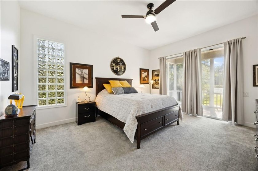 THIS BEAUTIFULLY UPDATED THREE-BEDROOM HOME IN OSPREY COVE IS - photo 25
