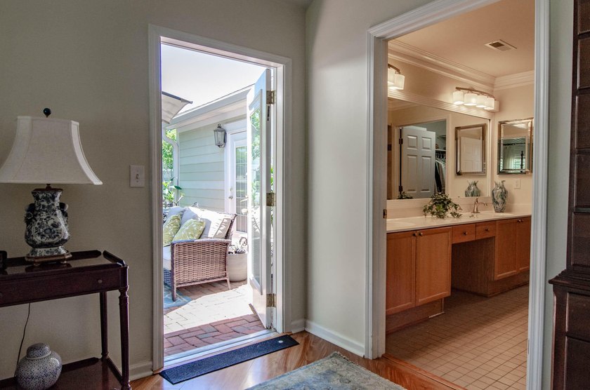 Ranch Villa maintenance free living. Home shows like a model - photo 8