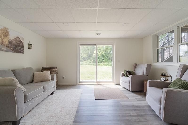 Rare opportunity to own a one-of-a-kind property with frontage - photo 36