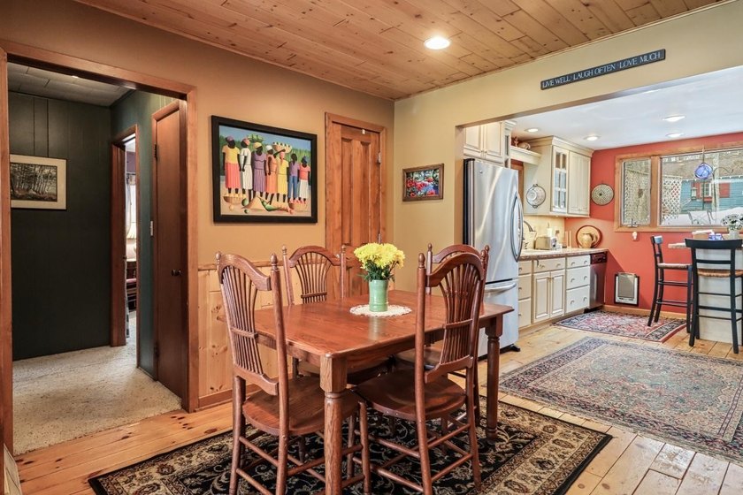 Well-maintained 3BR/1BA home on the serene, no-public-access - photo 9
