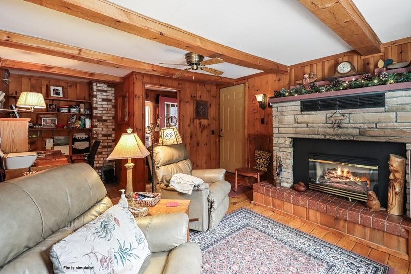 Well-maintained 3BR/1BA home on the serene, no-public-access - photo 10